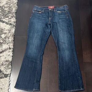 Lucky Brand size 12/31 Regular Women's Dark Indigo Flare Jeans Sofia Boot.